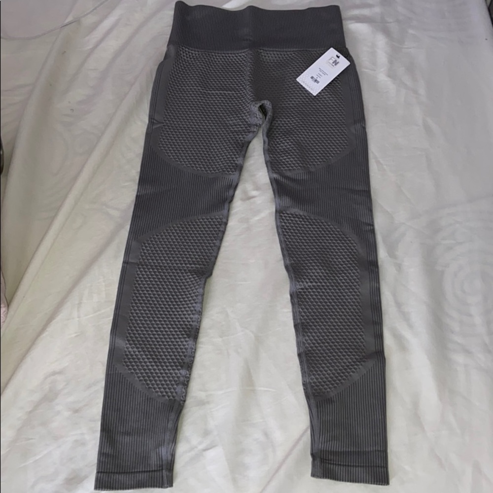 FASHION NOVA active wear bottom leggings